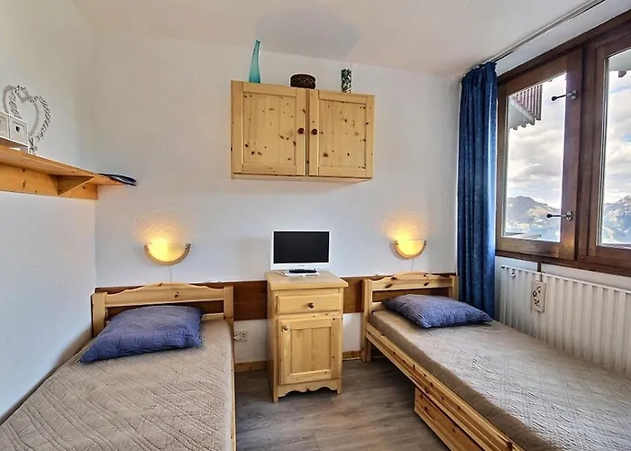 Renove 2 Pers. Au Pied Des Pistes - Fr-1-455-116 La Plagne